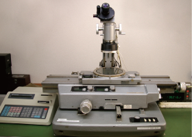 TUM-1型　工具顕微鏡　トプコン
